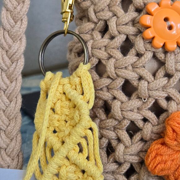 FLR PWR Transformed Macrame Sunflower bag floral coin purse tan yellow orange - Picture 9 of 13